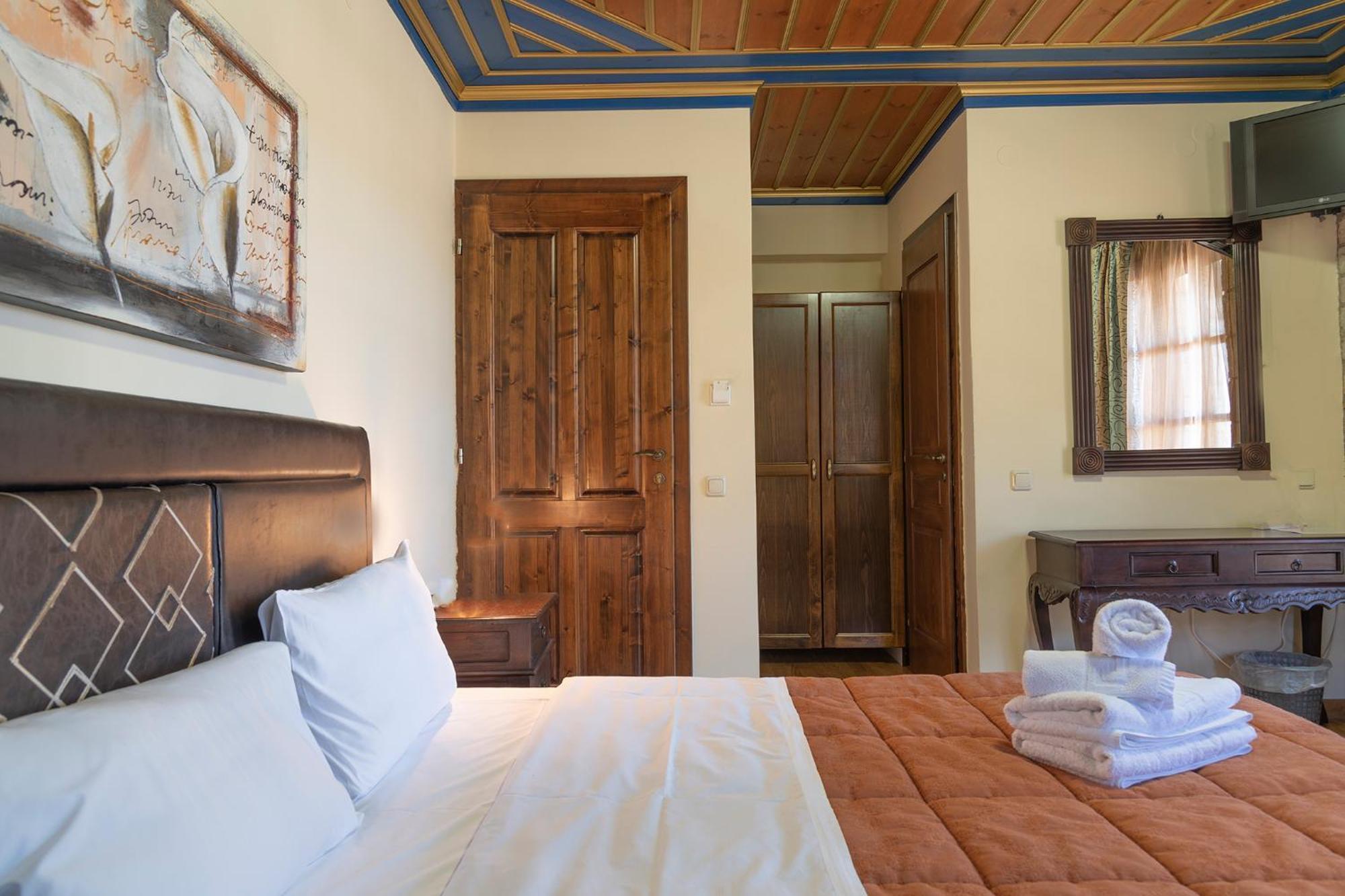 Hotel Aggelon Katafygio à Asprangeloi Extérieur photo