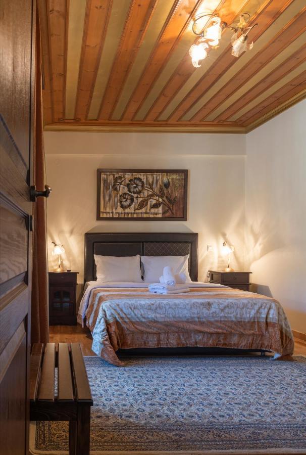 Hotel Aggelon Katafygio à Asprangeloi Extérieur photo