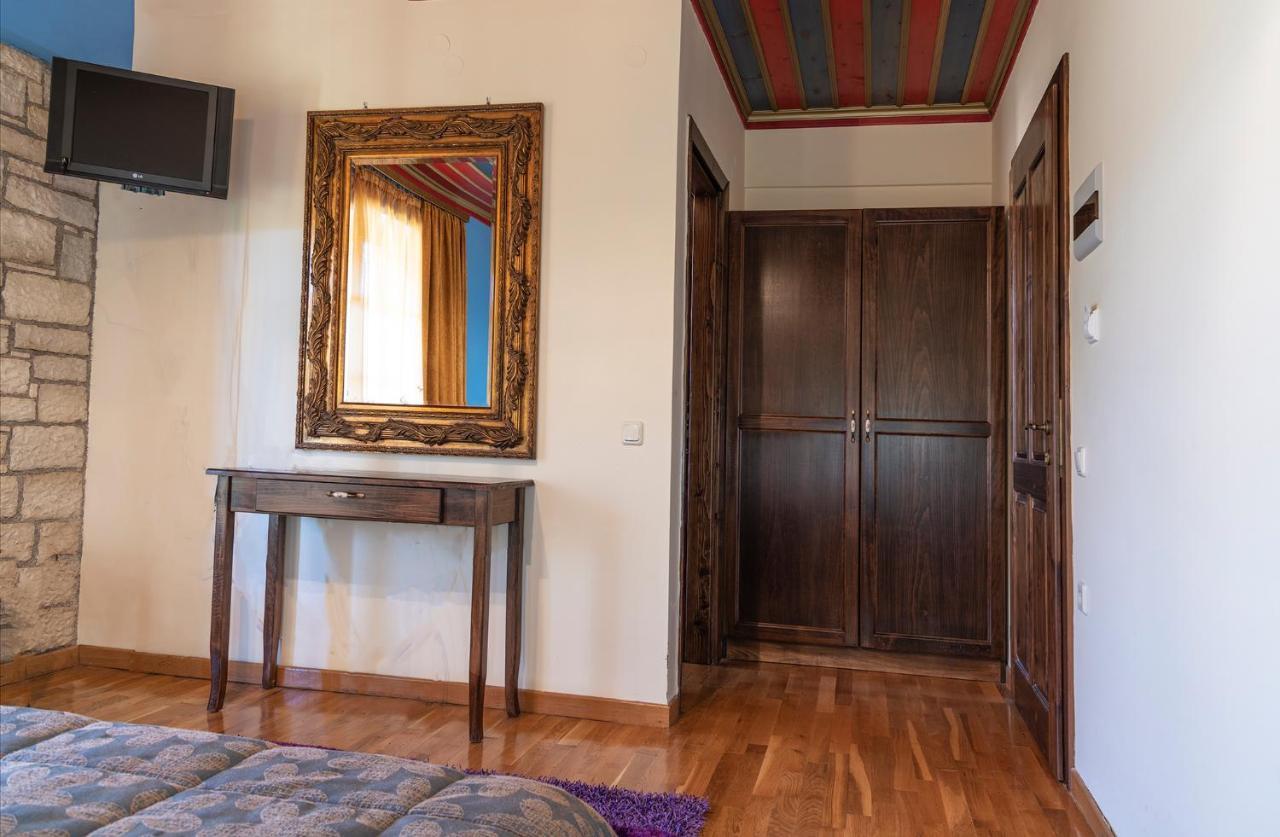 Hotel Aggelon Katafygio à Asprangeloi Extérieur photo