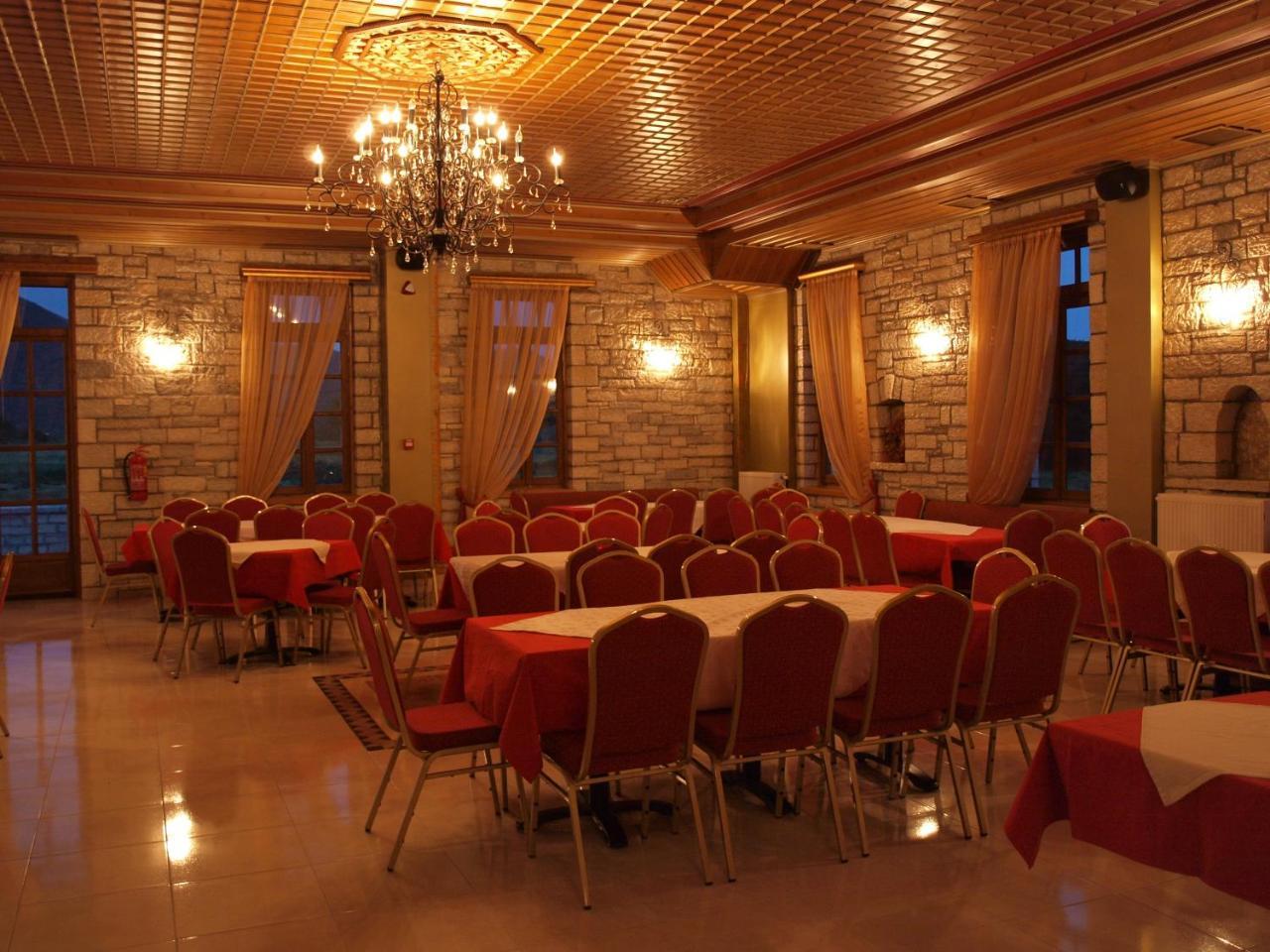 Hotel Aggelon Katafygio à Asprangeloi Extérieur photo