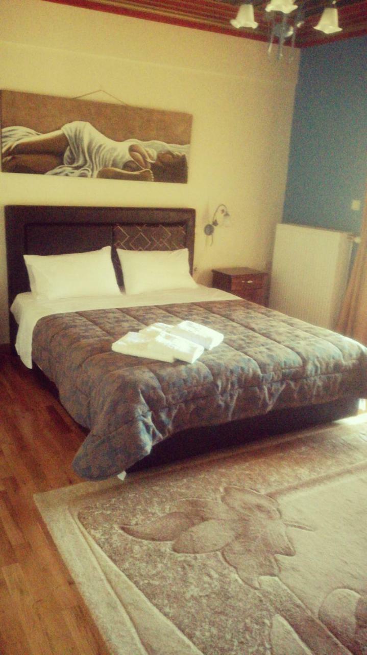 Hotel Aggelon Katafygio à Asprangeloi Extérieur photo