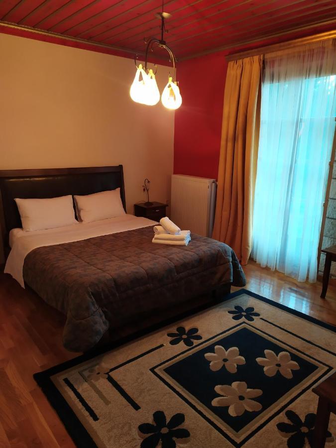 Hotel Aggelon Katafygio à Asprangeloi Extérieur photo