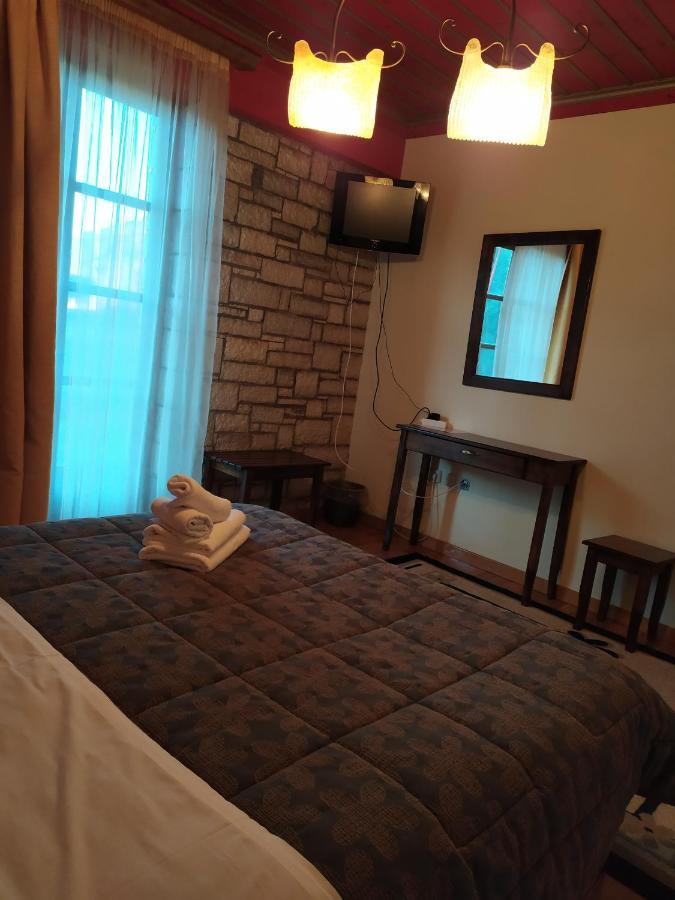 Hotel Aggelon Katafygio à Asprangeloi Extérieur photo