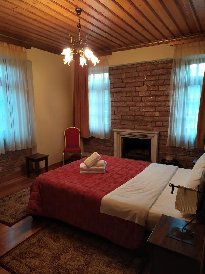 Hotel Aggelon Katafygio à Asprangeloi Extérieur photo
