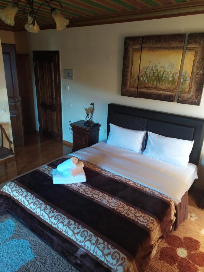 Hotel Aggelon Katafygio à Asprangeloi Extérieur photo