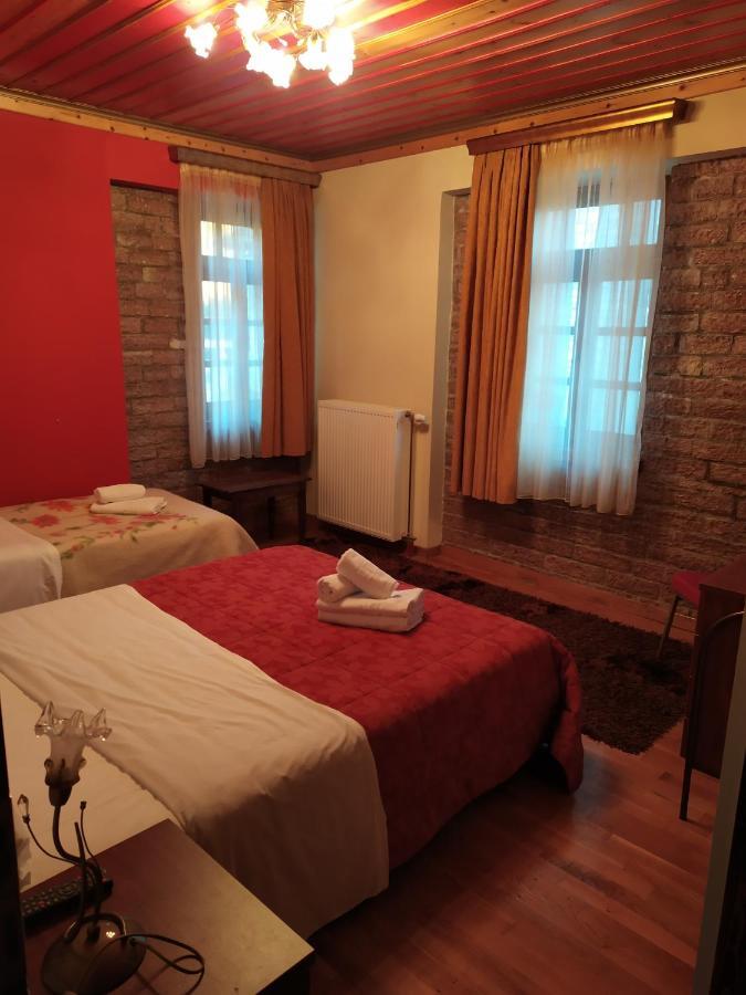 Hotel Aggelon Katafygio à Asprangeloi Extérieur photo
